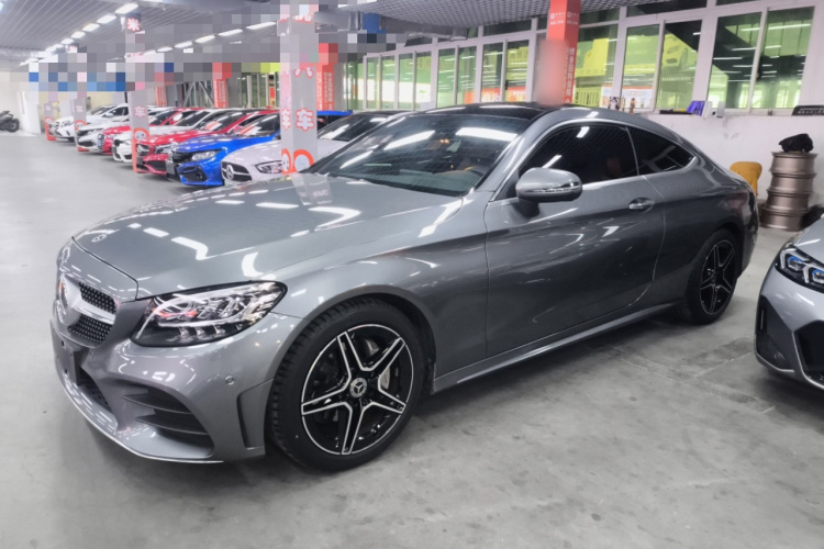 奔驰C级(进口) 2020款 C 260 轿跑车车身外观4