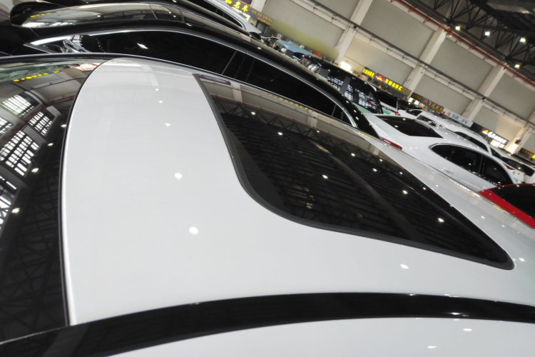 奔驰C级 2019款 C 180 L 时尚型运动版局部细节57