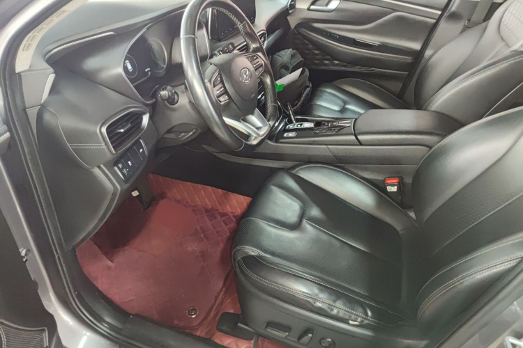 现代 胜达 2019款 380 TGDi DLX 自动两驱智尊版 国VI中控内饰20