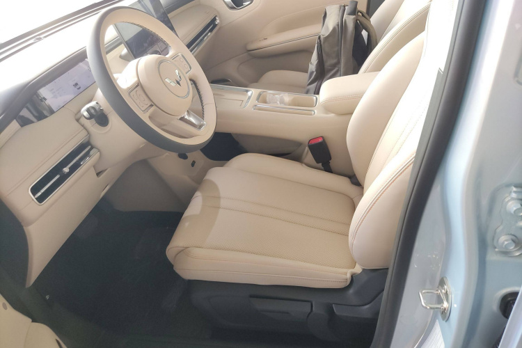 五菱汽车 缤果S 2025款 325km 尊享款中控内饰19