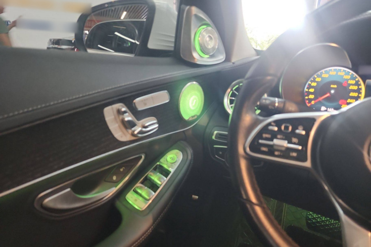 奔驰C级 2021款 C 260 L中控内饰7006