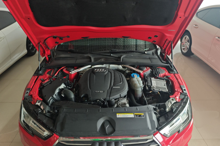 奥迪A4L 2018款 30周年年型 40 TFSI 进取型机舱底盘24