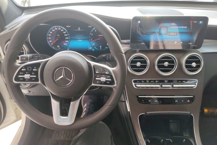 奔驰GLC 2020款 改款 GLC 260 L 4MATIC 豪华型中控内饰7002
