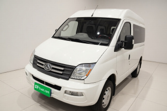 上汽大通MAXUS 新途V80 2021款 2.0T AMT经典傲运通短轴中顶5/6座