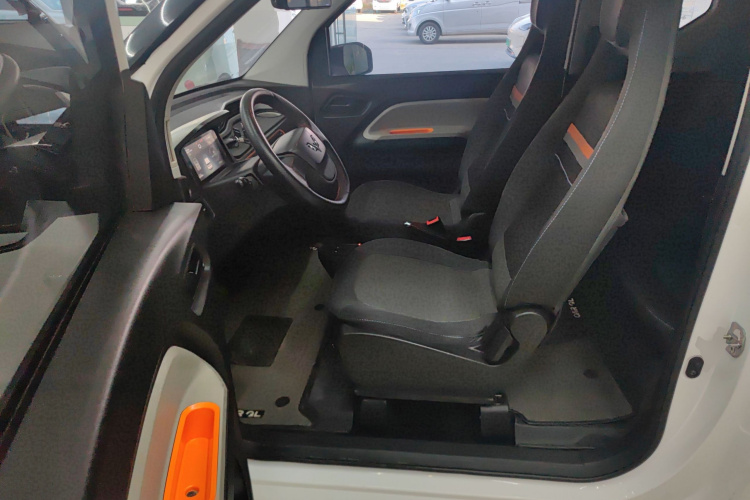 五菱汽车 宏光MINIEV 2020款 自在款 三元锂中控内饰19