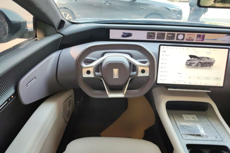 阿维塔12 2024款 700 三激光后驱奢享版局部细节13