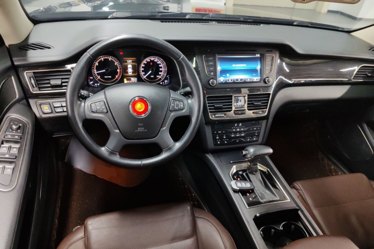 红旗H7 2017款 1.8T 豪华型中控内饰12