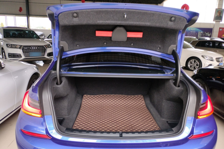 宝马3系 2021款 改款 320Li M运动套装局部细节23