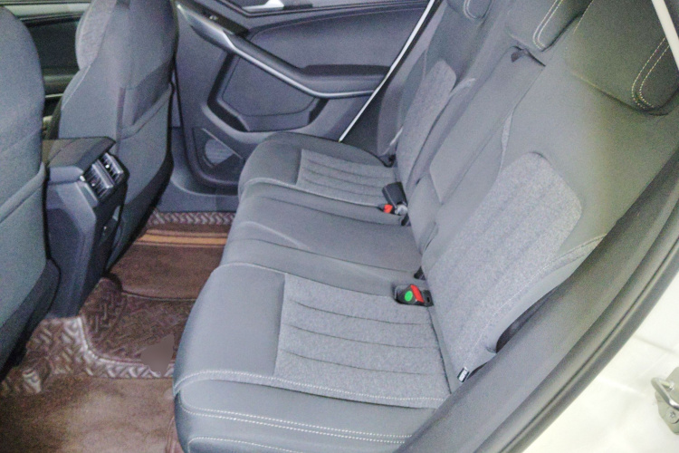 福特 领界 2019款 EcoBoost 145 CVT精领型 国VI中控内饰7004