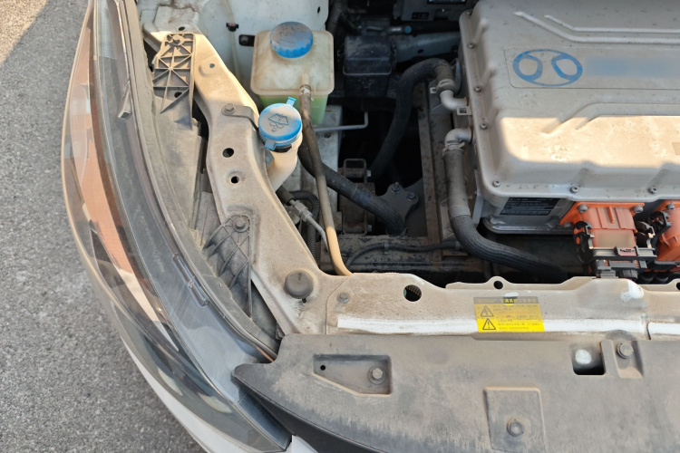 北汽新能源EX 2018款 EX360 新尚版局部细节9006