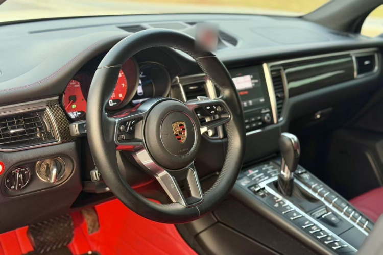 保时捷 2017款 Macan GTS 3.0T中控内饰7011