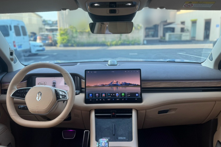 鸿蒙智行 问界M7 2024款 1.5T 后驱Plus版 5座中控内饰7002