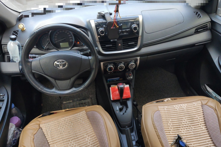 丰田 YARiS L 致炫 2017款 1.5E CVT劲速升级版中控内饰12