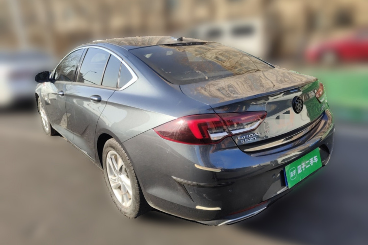 别克 君威 2020款 552T 精英型车身外观5