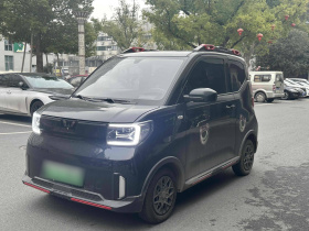 五菱汽车 宏光MINIEV 2022款 GAMEBOY 200km 玩咖款 磷酸铁锂