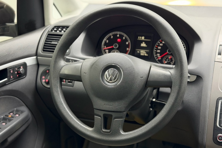 大众 途安 2013款 1.4T 手动风尚版5座中控内饰7009