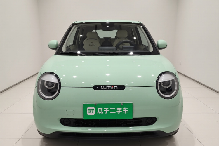 长安启源 长安Lumin 2023款 205km 香沁款车身外观2