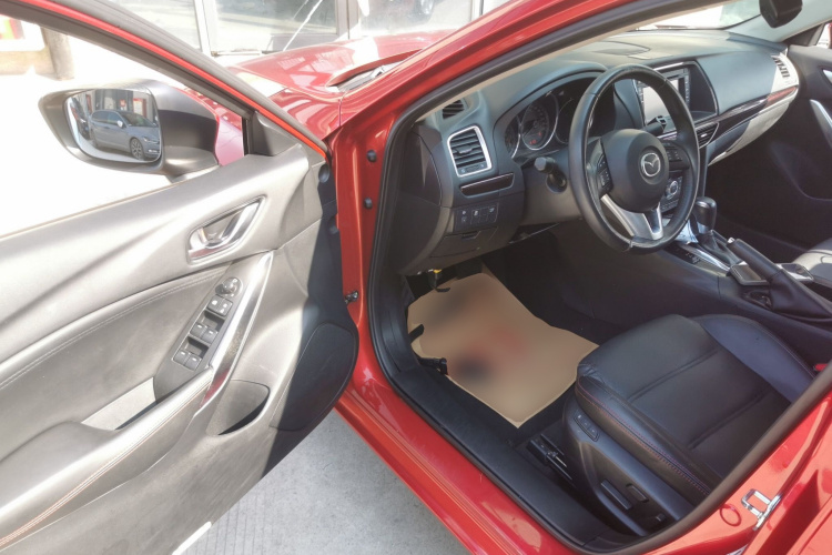 马自达 阿特兹 2015款 2.0L 蓝天豪华版中控内饰20