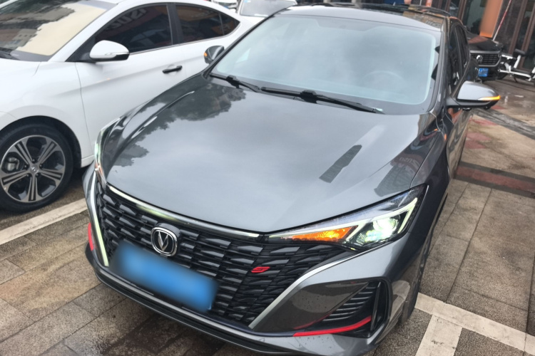 长安 逸动 2023款 畅享版 PLUS 蓝鲸NE 1.4T GDI DCT尊贵版车身外观1