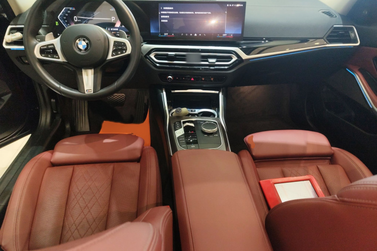 宝马3系 2024款 325Li M运动曜夜套装中控内饰7002