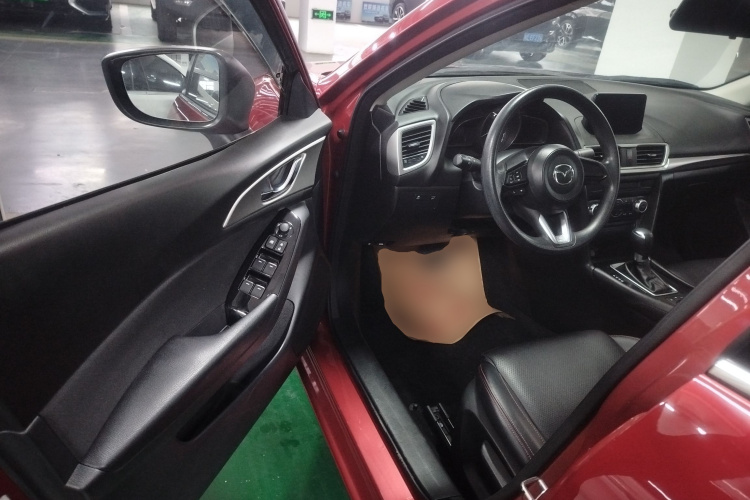 马自达3 昂克赛拉 2019款 云控版 三厢 1.5L 自动豪华型 国VI中控内饰20