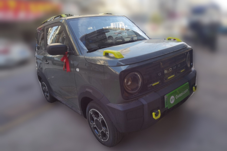 吉利银河 2025款 210km 熊猫骑士车身外观3