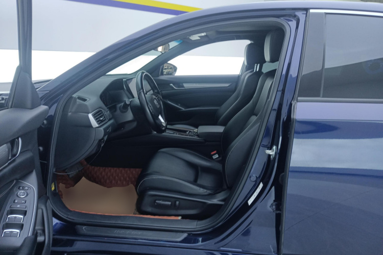 本田 英仕派 2022款 260TURBO 精致版中控内饰19