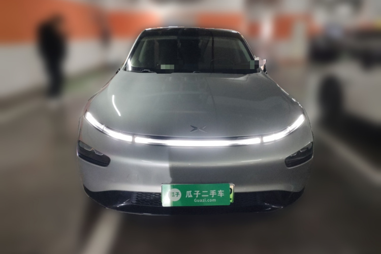 小鹏P7 2022款 586G车身外观6001