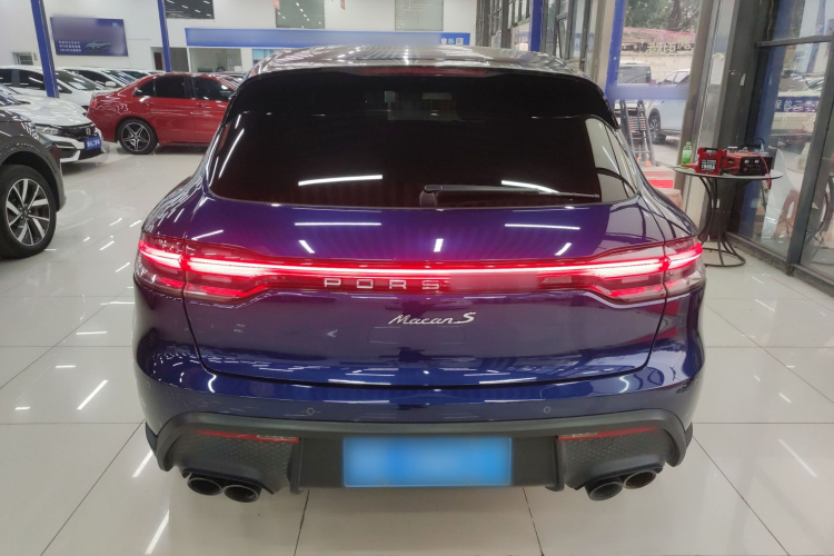 保时捷 2022款 Macan 2.0T车身外观6