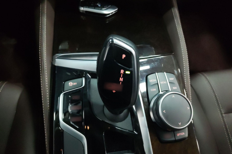 宝马5系 2020款 525Li 豪华套装局部细节18