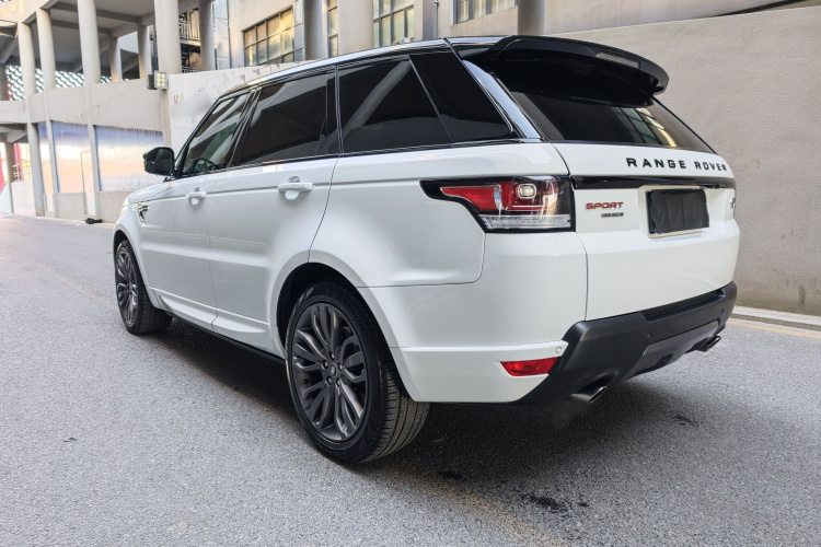 路虎 揽胜运动版 2017款 3.0 SC V6 HSE DYNAMIC车身外观6004