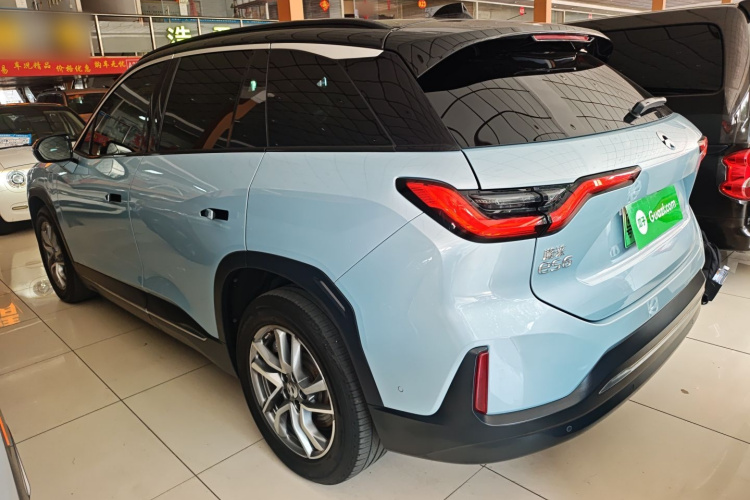 蔚来ES6 2020款 600KM 运动版车身外观4