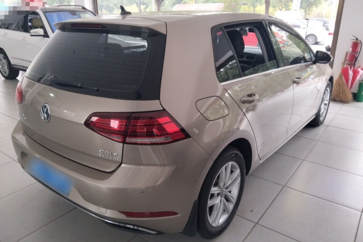 大众 高尔夫 2019款 280TSI DSG舒适型 国V车身外观7