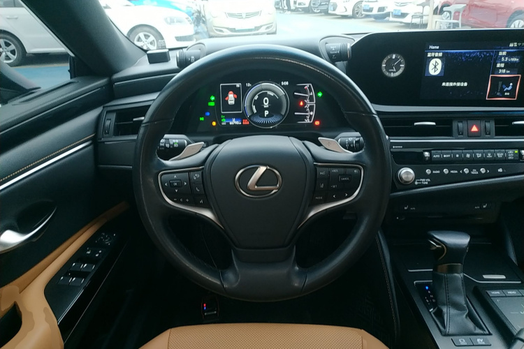 雷克萨斯ES 2021款 300h 卓越版局部细节13