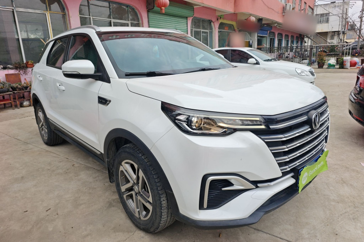 长安CS55PLUS 2020款 1.5T 手动炫色型车身外观3