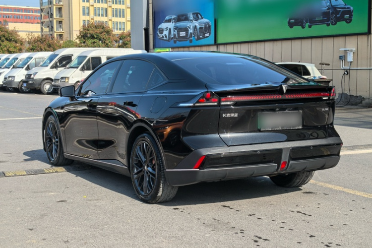 深蓝汽车 深蓝SL03 2022款 1.5L 1200增程版车身外观6003