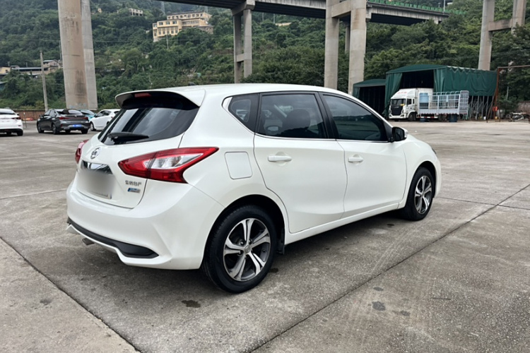 日产 骐达TIIDA 2016款 1.6L CVT智行版车身外观6001