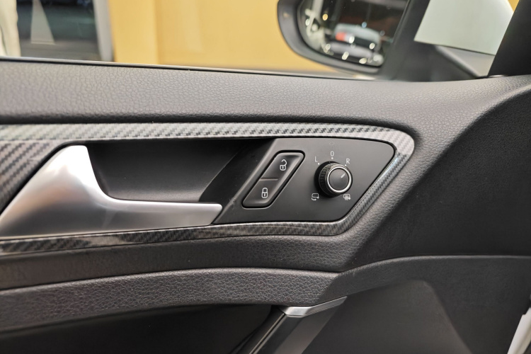 大众 高尔夫 2018款  230TSI 自动豪华型中控内饰7005