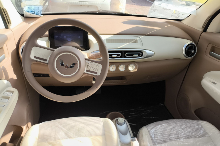 五菱汽车 宏光MINIEV 2025款 四门版 进阶款中控内饰12