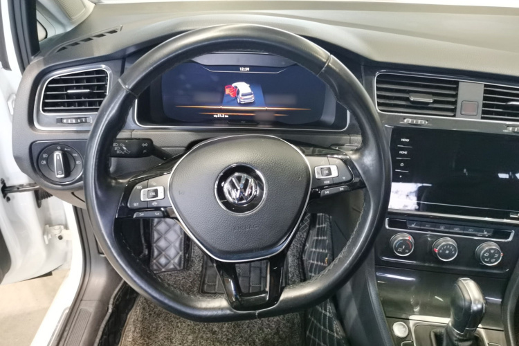 大众 高尔夫 2020款 280TSI DSG豪华型中控内饰13