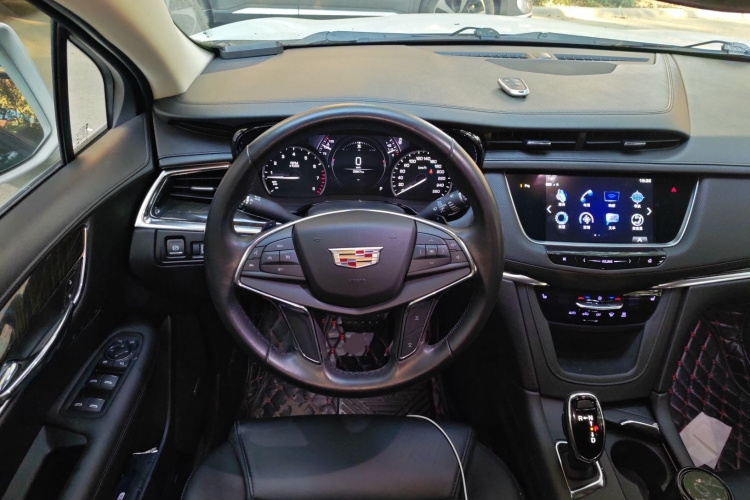 凯迪拉克XT5 2018款 25T 豪华型中控内饰13