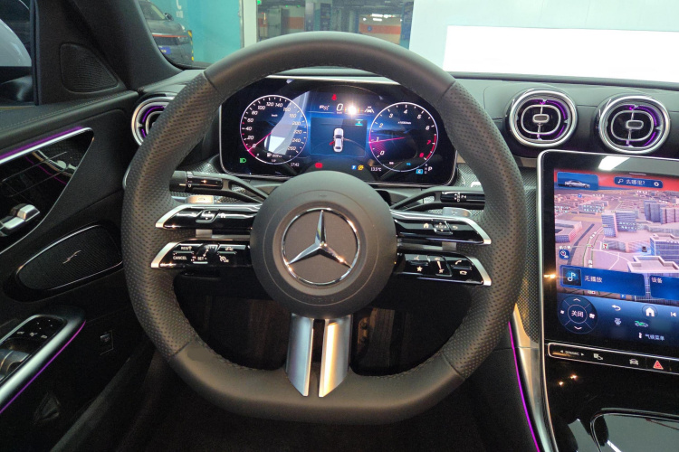 奔驰C级 2025款 C 200 L 运动版中控内饰13