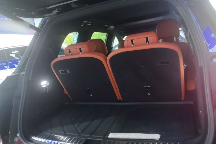 理想汽车 理想L9 2022款 Max机舱底盘23