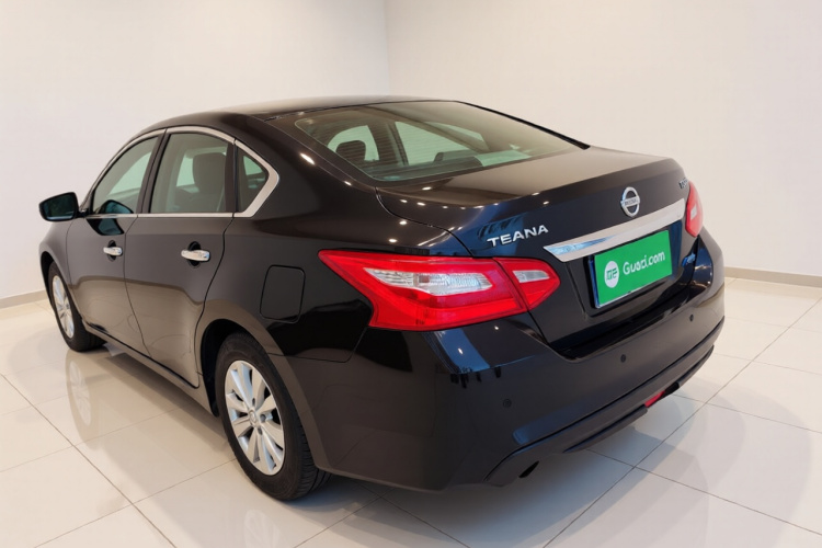 日产 天籁 2018款 2.0L XL 智进版车身外观5