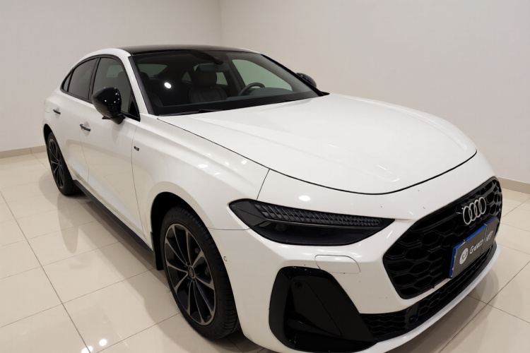 奥迪A5L 2026款 2.0T 运动版 Plus车身外观3