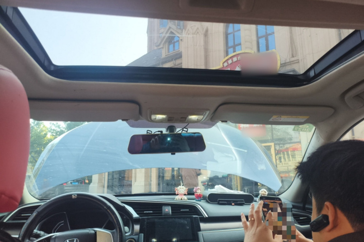 本田 思域 2019款 220TURBO CVT燃动版 国VI中控内饰22