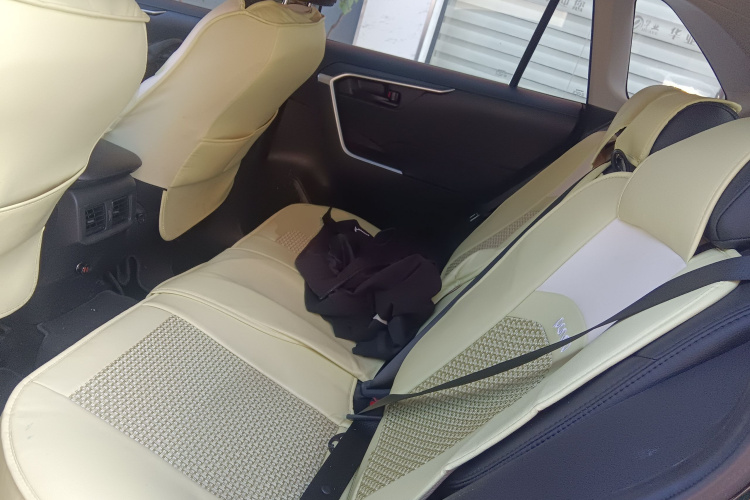 丰田 威兰达 2023款 2.0L CVT两驱领先版中控内饰21