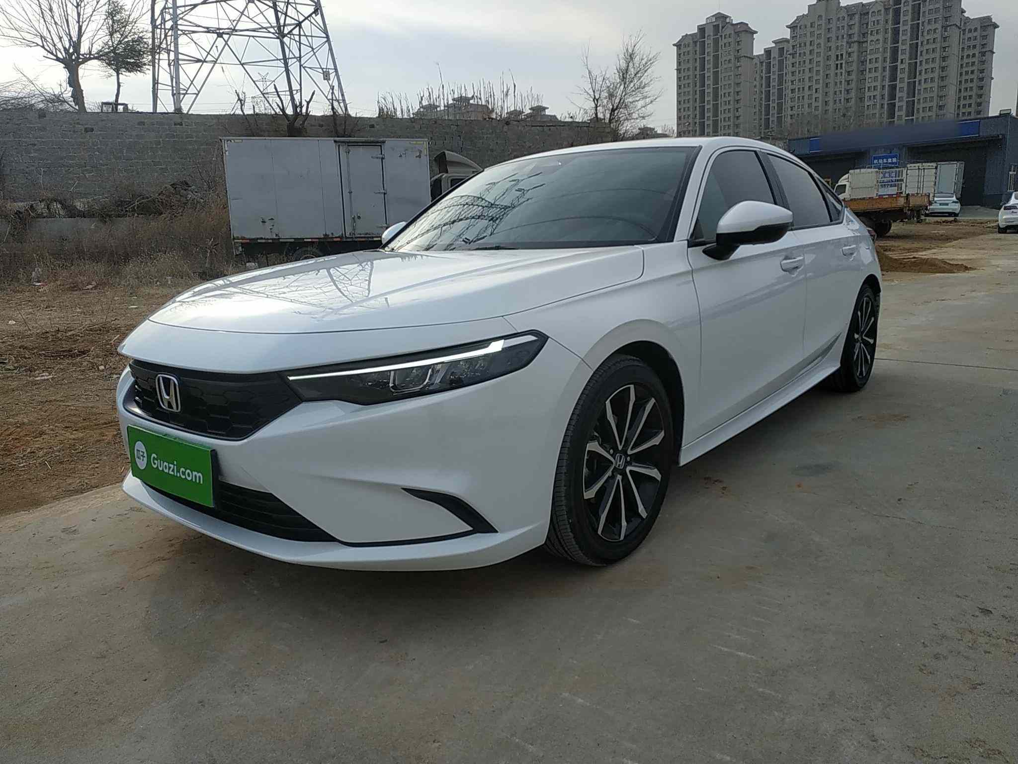 本田 型格 2023款 HATCHBACK 240TURBO CVT领潮版(2)