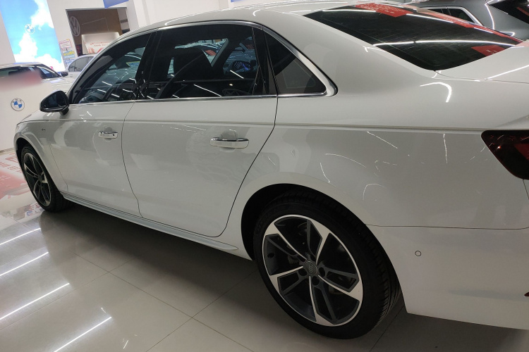 奥迪A4L 2019款 40 TFSI 时尚型 国VI车身外观4