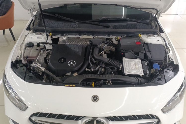 奔驰A级 2021款 A 180 L 运动轿车局部细节24